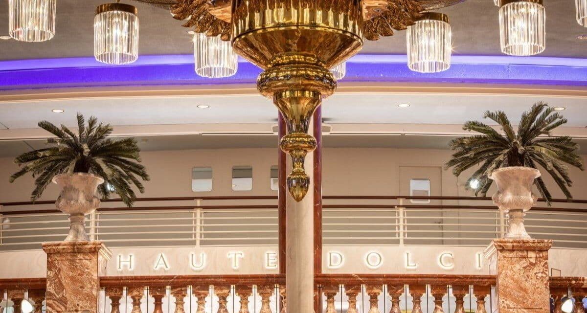 Inside Haute Dolci The Trafford Centre, photograph 1 of 3