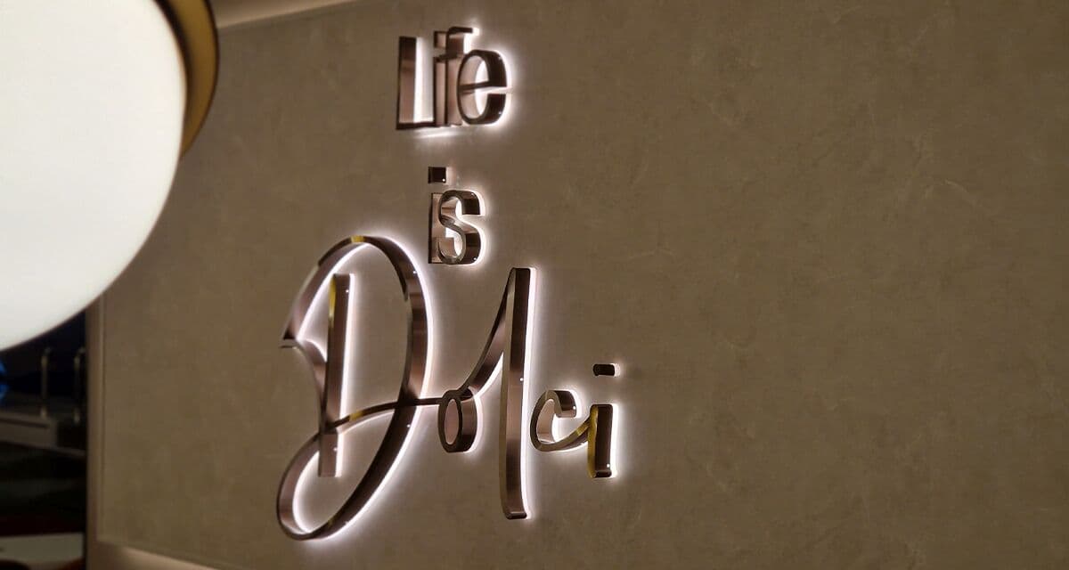 Inside Haute Dolci Birmingham Ladypool Road, photograph 3 of 3